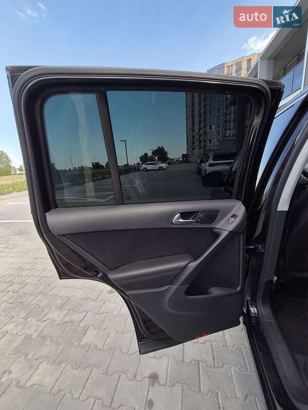 Внедорожник / Кроссовер Volkswagen Tiguan 2017 в Черкассах