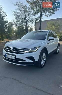 Позашляховик / Кросовер Volkswagen Tiguan 2023 в Кривому Розі