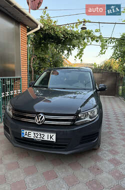 Внедорожник / Кроссовер Volkswagen Tiguan 2015 в Кривом Роге