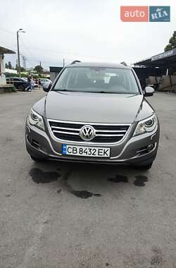 Внедорожник / Кроссовер Volkswagen Tiguan 2009 в Чернигове