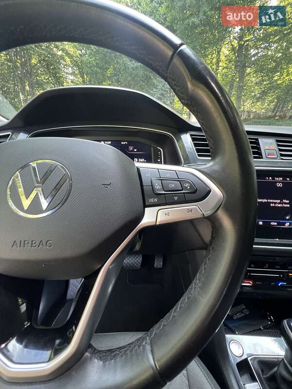 Внедорожник / Кроссовер Volkswagen Tiguan 2021 в Тернополе