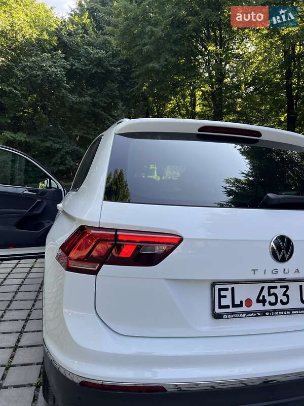 Внедорожник / Кроссовер Volkswagen Tiguan 2021 в Тернополе