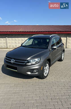 Внедорожник / Кроссовер Volkswagen Tiguan 2012 в Львове