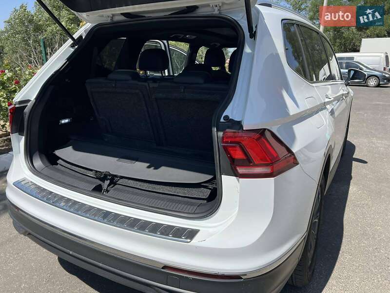 Внедорожник / Кроссовер Volkswagen Tiguan 2022 в Одессе фото 10 Внедорожник / Кроссовер Volkswagen Tiguan 2022 в Одессе