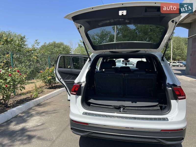 Внедорожник / Кроссовер Volkswagen Tiguan 2022 в Одессе фото 24 Внедорожник / Кроссовер Volkswagen Tiguan 2022 в Одессе
