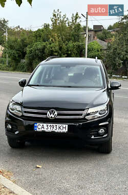 Внедорожник / Кроссовер Volkswagen Tiguan 2015 в Черкассах