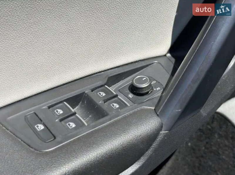 Внедорожник / Кроссовер Volkswagen Tiguan 2018 в Бучаче