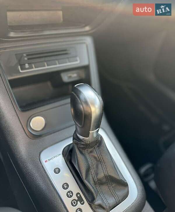 Внедорожник / Кроссовер Volkswagen Tiguan 2016 в Луцке