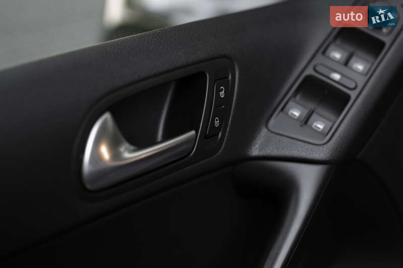 Позашляховик / Кросовер Volkswagen Tiguan 2014 в Львові
