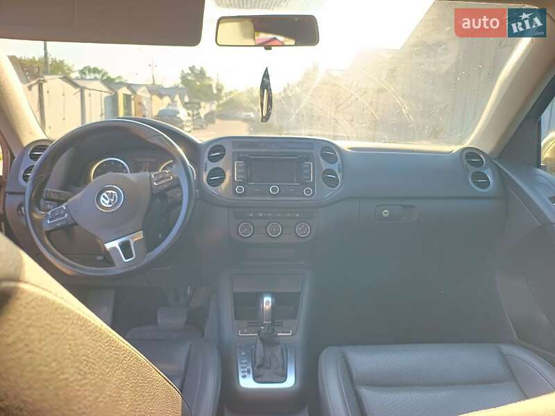 Внедорожник / Кроссовер Volkswagen Tiguan 2012 в Запорожье