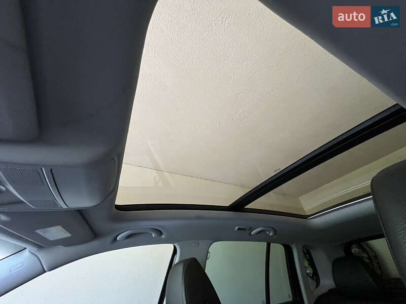 Внедорожник / Кроссовер Volkswagen Tiguan 2012 в Харькове фото 14 Внедорожник / Кроссовер Volkswagen Tiguan 2012 в Харькове