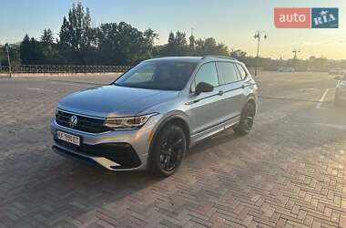 Внедорожник / Кроссовер Volkswagen Tiguan 2024 в Харькове