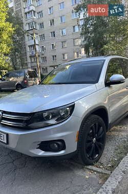 Внедорожник / Кроссовер Volkswagen Tiguan 2016 в Житомире