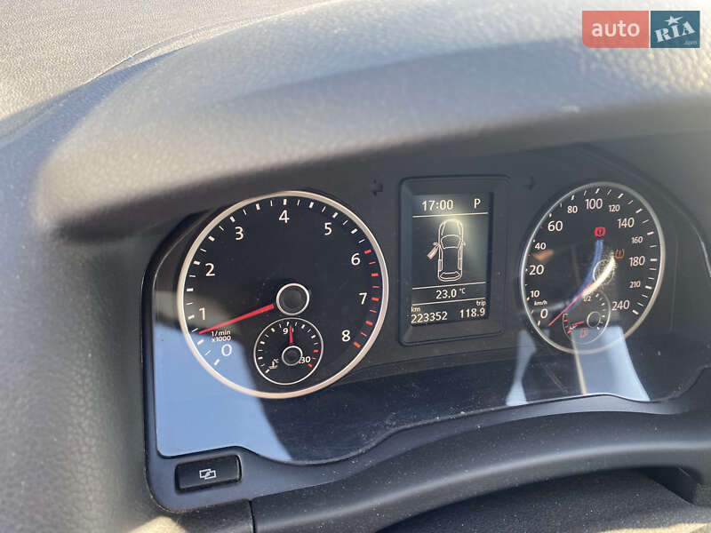 Внедорожник / Кроссовер Volkswagen Tiguan 2009 в Житомире