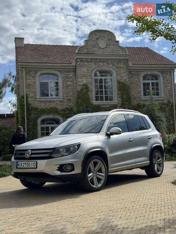 Volkswagen Tiguan 2015