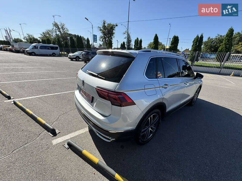 Внедорожник / Кроссовер Volkswagen Tiguan 2022 в Киеве