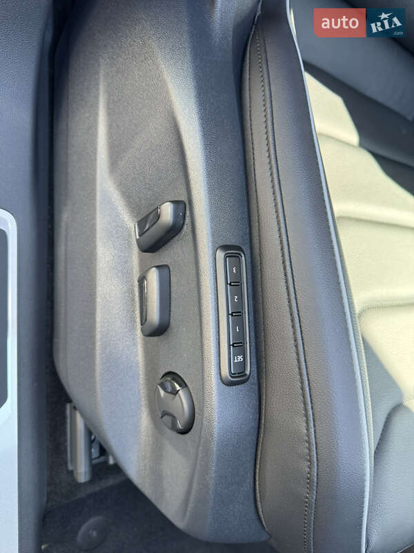 Внедорожник / Кроссовер Volkswagen Tiguan 2022 в Киеве