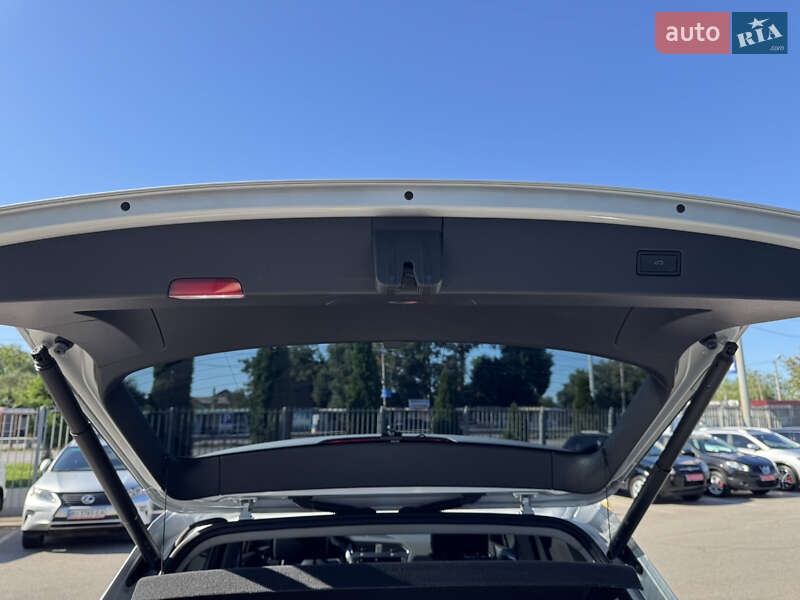 Внедорожник / Кроссовер Volkswagen Tiguan 2022 в Киеве