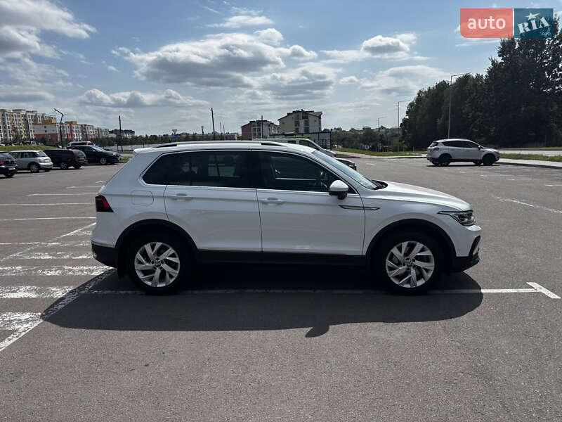 Внедорожник / Кроссовер Volkswagen Tiguan 2021 в Ровно