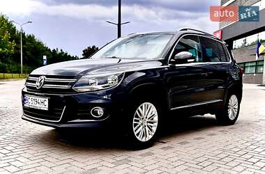 Внедорожник / Кроссовер Volkswagen Tiguan 2015 в Львове