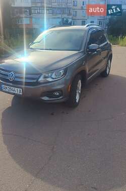 Позашляховик / Кросовер Volkswagen Tiguan 2015 в Житомирі