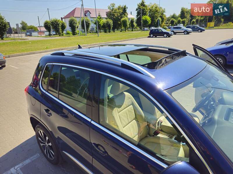 Внедорожник / Кроссовер Volkswagen Tiguan 2011 в Бродах