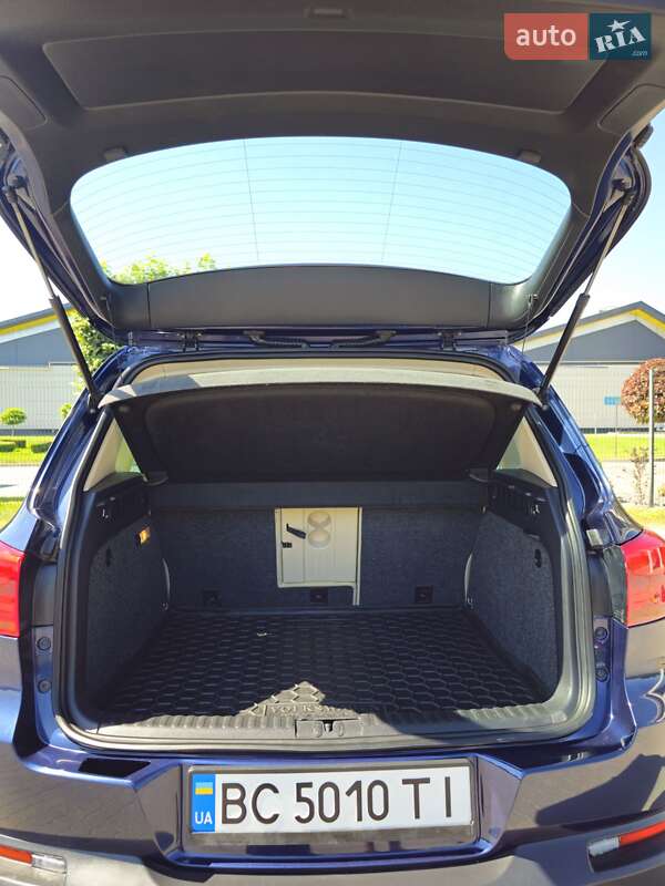 Внедорожник / Кроссовер Volkswagen Tiguan 2011 в Бродах