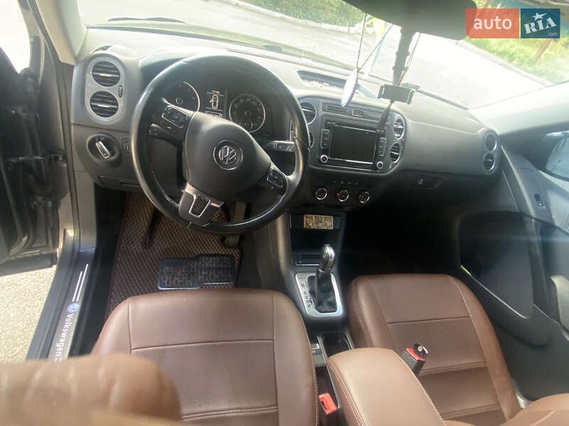 Внедорожник / Кроссовер Volkswagen Tiguan 2015 в Киеве