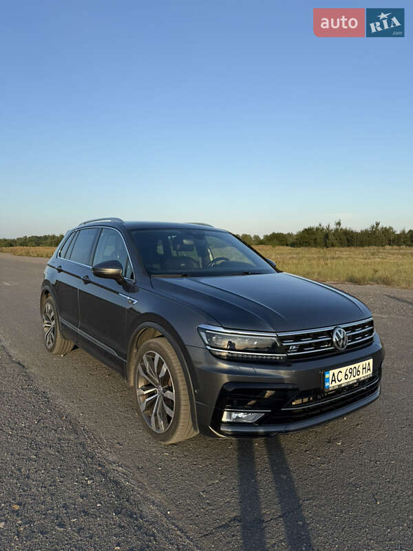 Внедорожник / Кроссовер Volkswagen Tiguan 2016 в Ратным