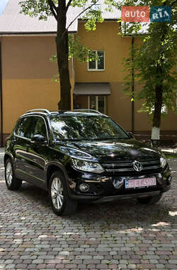 Внедорожник / Кроссовер Volkswagen Tiguan 2014 в Тячеве