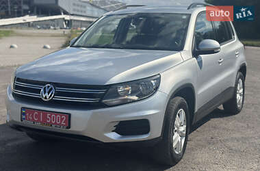 Позашляховик / Кросовер Volkswagen Tiguan 2016 в Львові