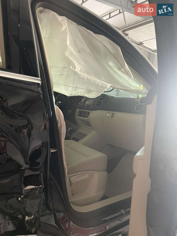 Внедорожник / Кроссовер Volkswagen Tiguan 2012 в Львове фото 6 Внедорожник / Кроссовер Volkswagen Tiguan 2012 в Львове
