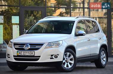 Позашляховик / Кросовер Volkswagen Tiguan 2010 в Дніпрі