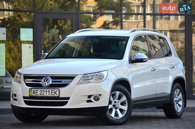 Внедорожник / Кроссовер Volkswagen Tiguan 2010 в Днепре фото 2 Внедорожник / Кроссовер Volkswagen Tiguan 2010 в Днепре