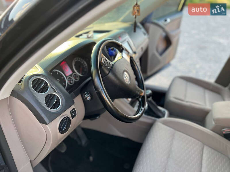 Внедорожник / Кроссовер Volkswagen Tiguan 2007 в Виннице