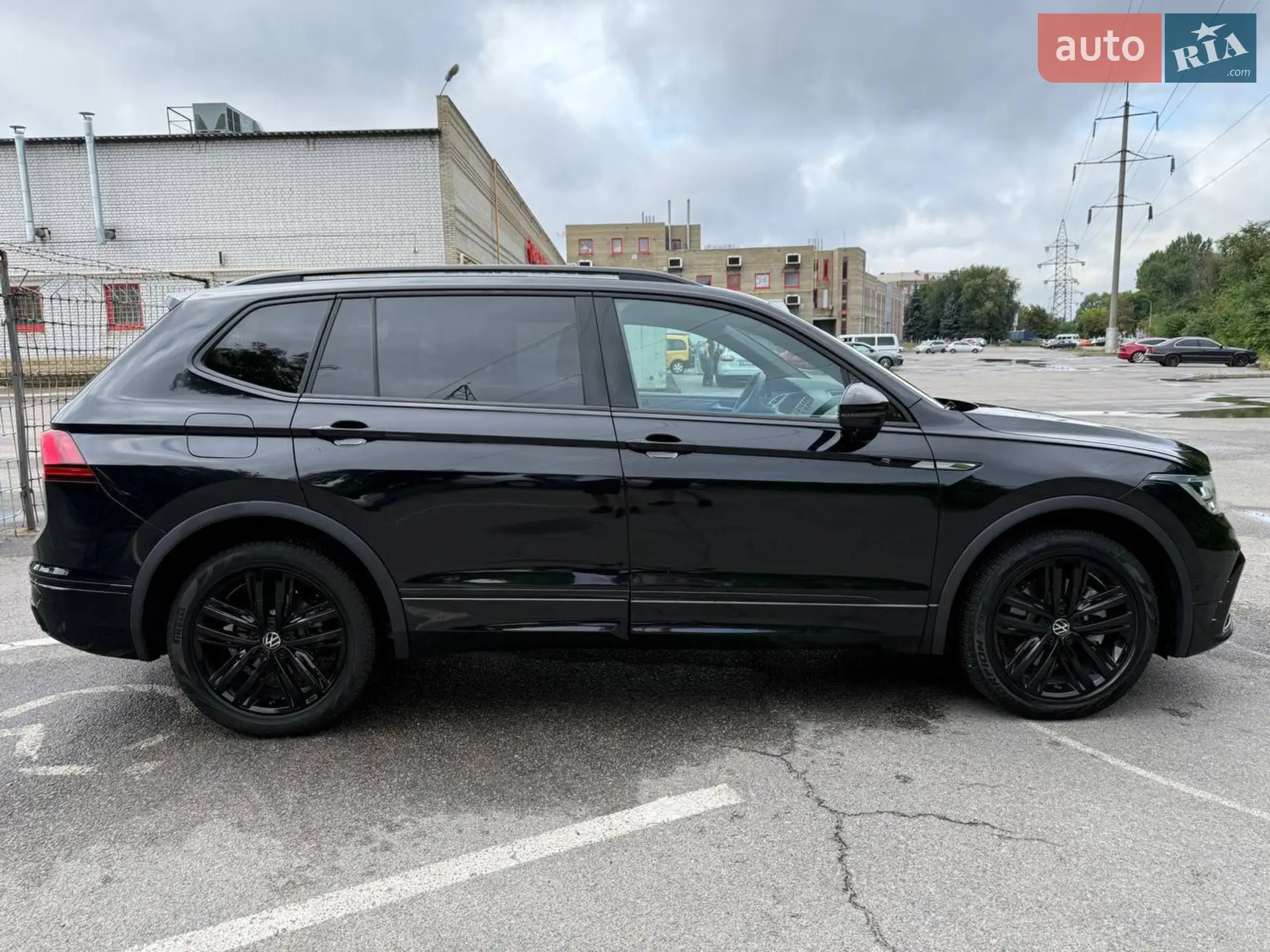 2021 Volkswagen Tiguan - мініатюра 19