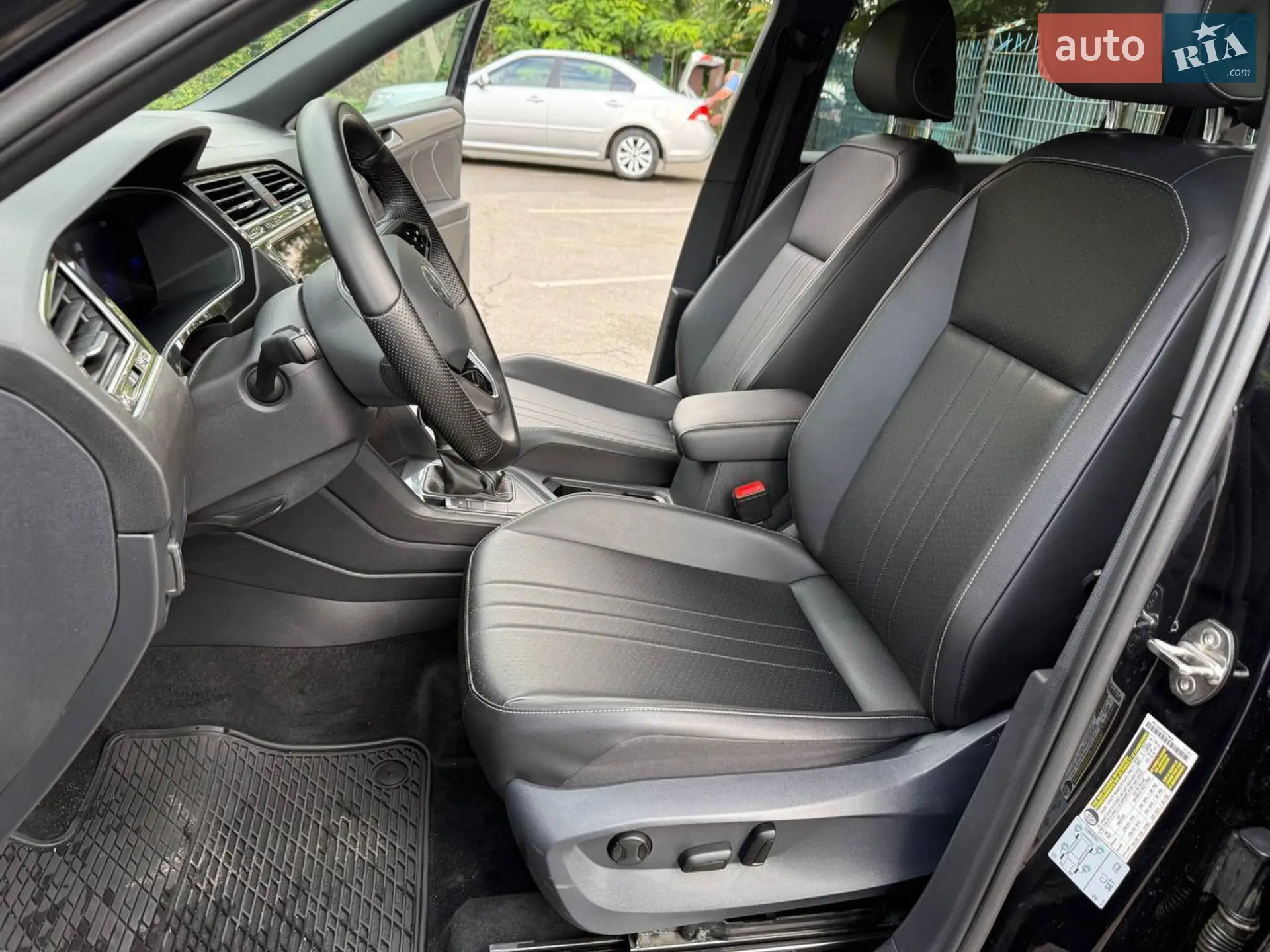 2021 Volkswagen Tiguan - мініатюра 33