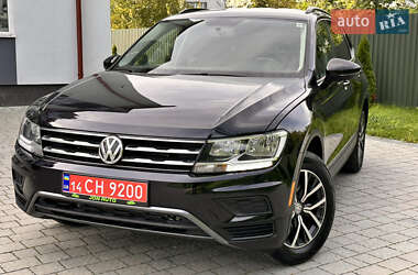 Позашляховик / Кросовер Volkswagen Tiguan 2018 в Львові