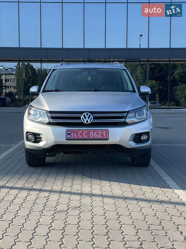 Внедорожник / Кроссовер Volkswagen Tiguan 2015 в Львове