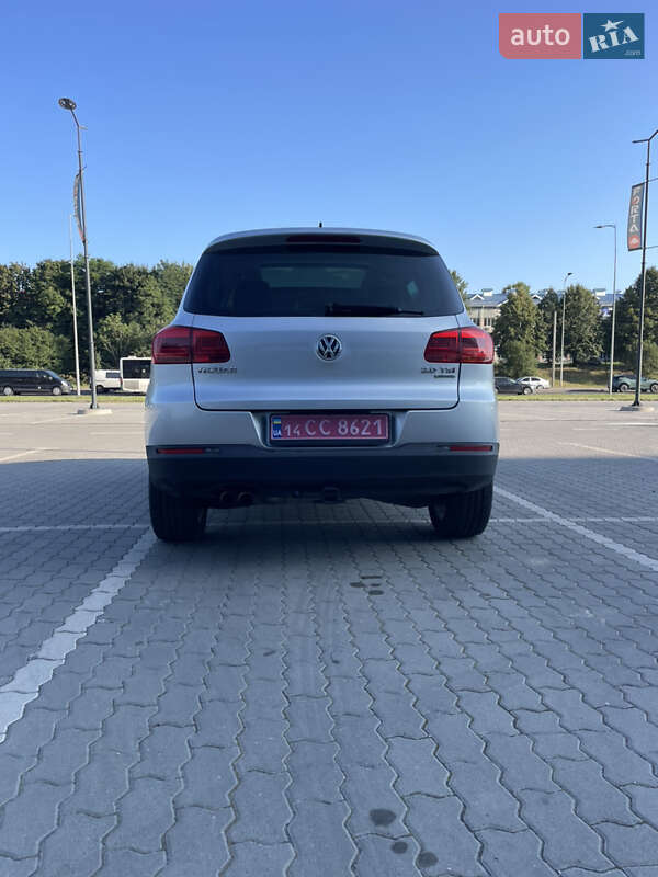 Внедорожник / Кроссовер Volkswagen Tiguan 2015 в Львове