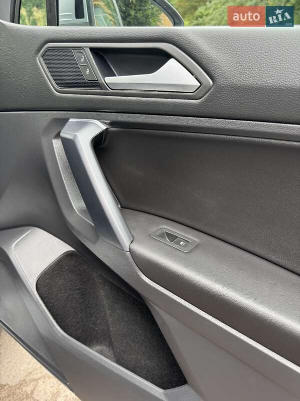 Позашляховик / Кросовер Volkswagen Tiguan 2020 в Рівному фото 19 Позашляховик / Кросовер Volkswagen Tiguan 2020 в Рівному