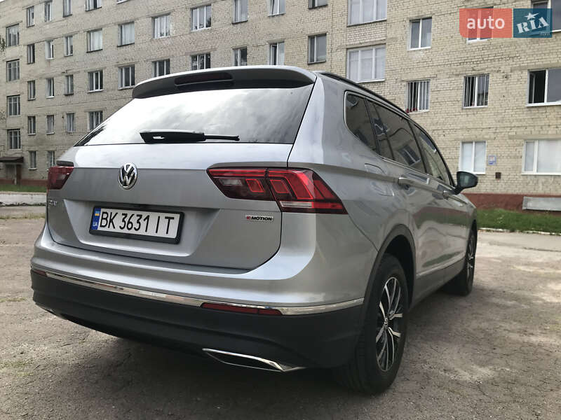 Позашляховик / Кросовер Volkswagen Tiguan 2020 в Рівному фото 23 Позашляховик / Кросовер Volkswagen Tiguan 2020 в Рівному