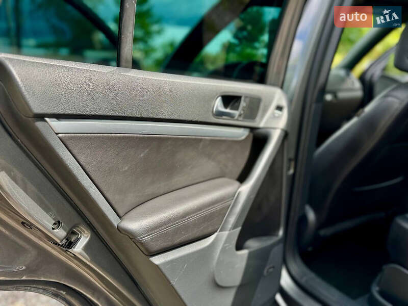 Внедорожник / Кроссовер Volkswagen Tiguan 2014 в Самборе