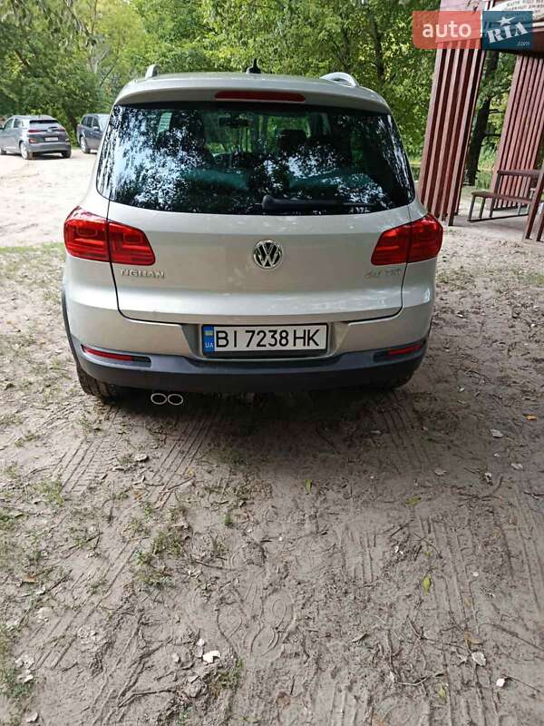 Внедорожник / Кроссовер Volkswagen Tiguan 2012 в Гадяче фото 27 Внедорожник / Кроссовер Volkswagen Tiguan 2012 в Гадяче
