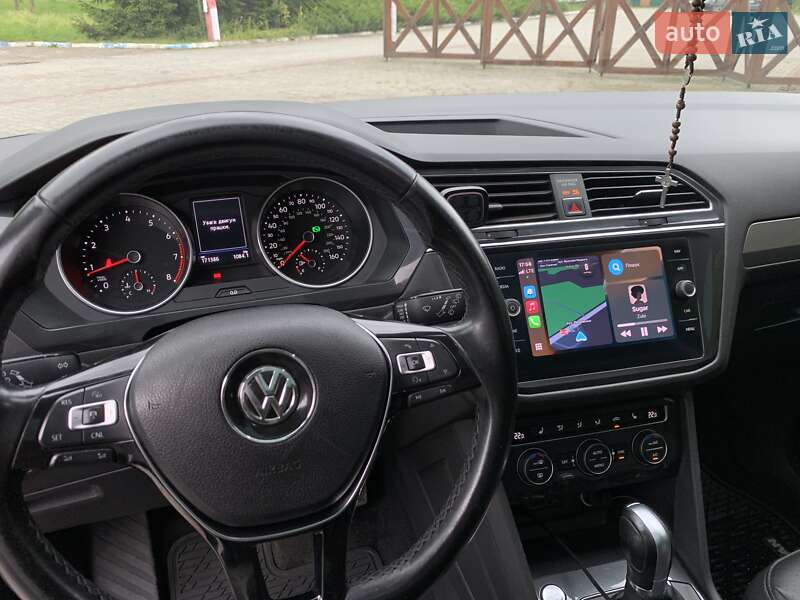 Внедорожник / Кроссовер Volkswagen Tiguan 2017 в Львове