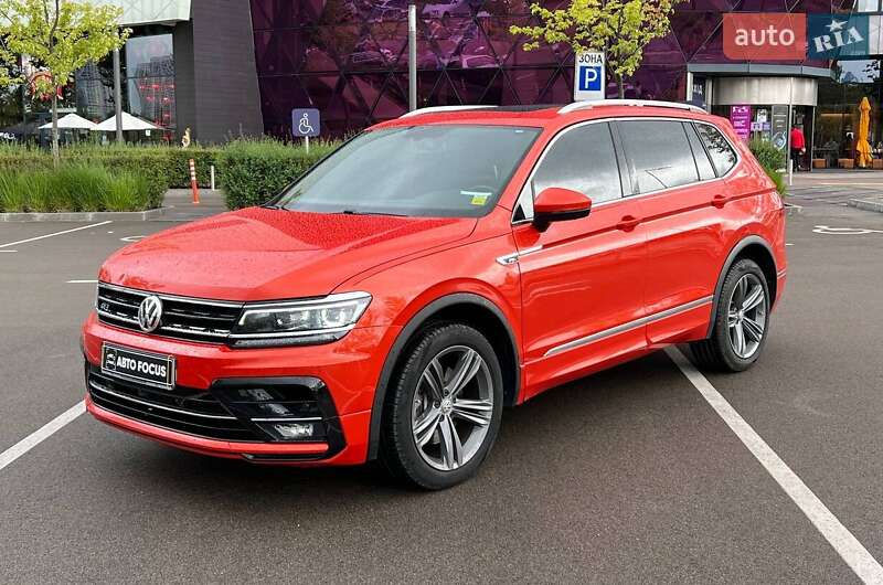 Внедорожник / Кроссовер Volkswagen Tiguan 2018 в Киеве