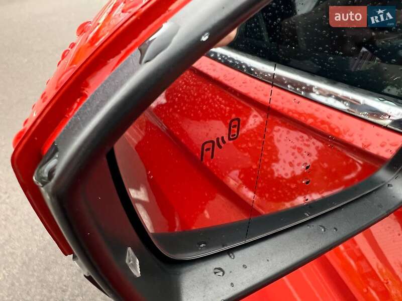 Внедорожник / Кроссовер Volkswagen Tiguan 2018 в Киеве