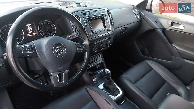 Внедорожник / Кроссовер Volkswagen Tiguan 2016 в Белой Церкви