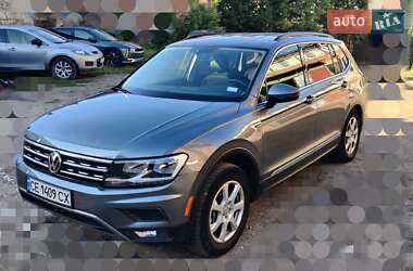 Внедорожник / Кроссовер Volkswagen Tiguan 2018 в Черновцах