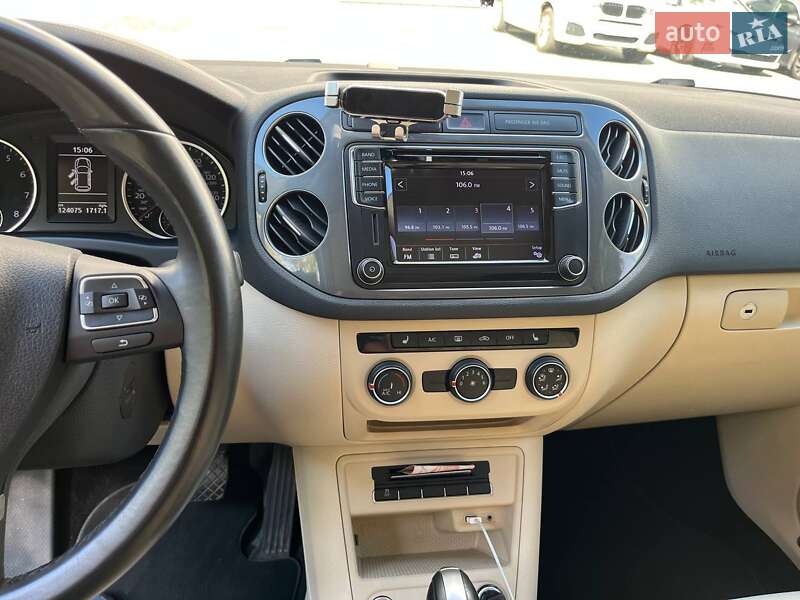 Внедорожник / Кроссовер Volkswagen Tiguan 2016 в Киеве фото 5 Внедорожник / Кроссовер Volkswagen Tiguan 2016 в Киеве